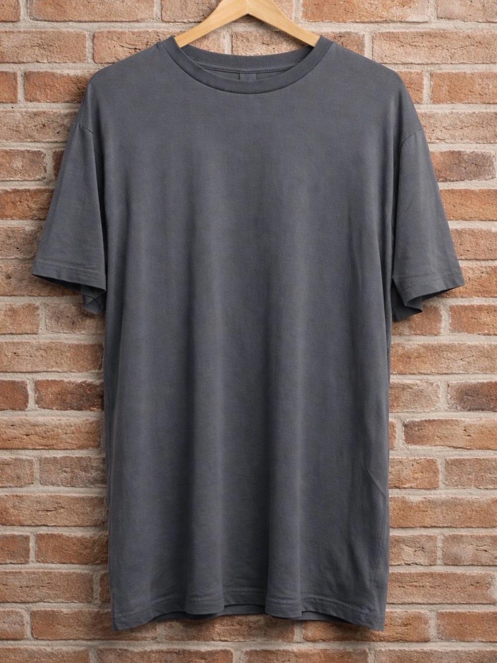 Men's Crew Neck T-Shirt - Charcoal Gray Never Worn